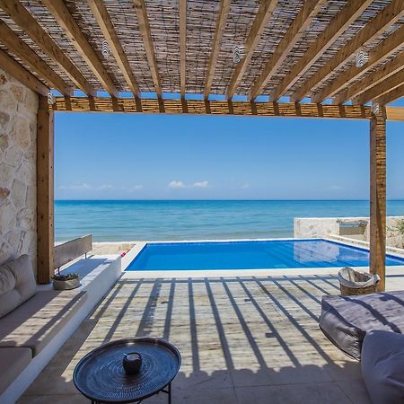 Niova Villa - Seafront, Private Pool And Ionian Sea Views, By Zantewize アリケス エクステリア 写真