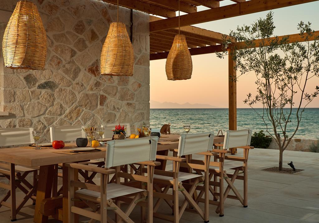 Niova Villa - Seafront, Private Pool And Ionian Sea Views, By Zantewize アリケス エクステリア 写真