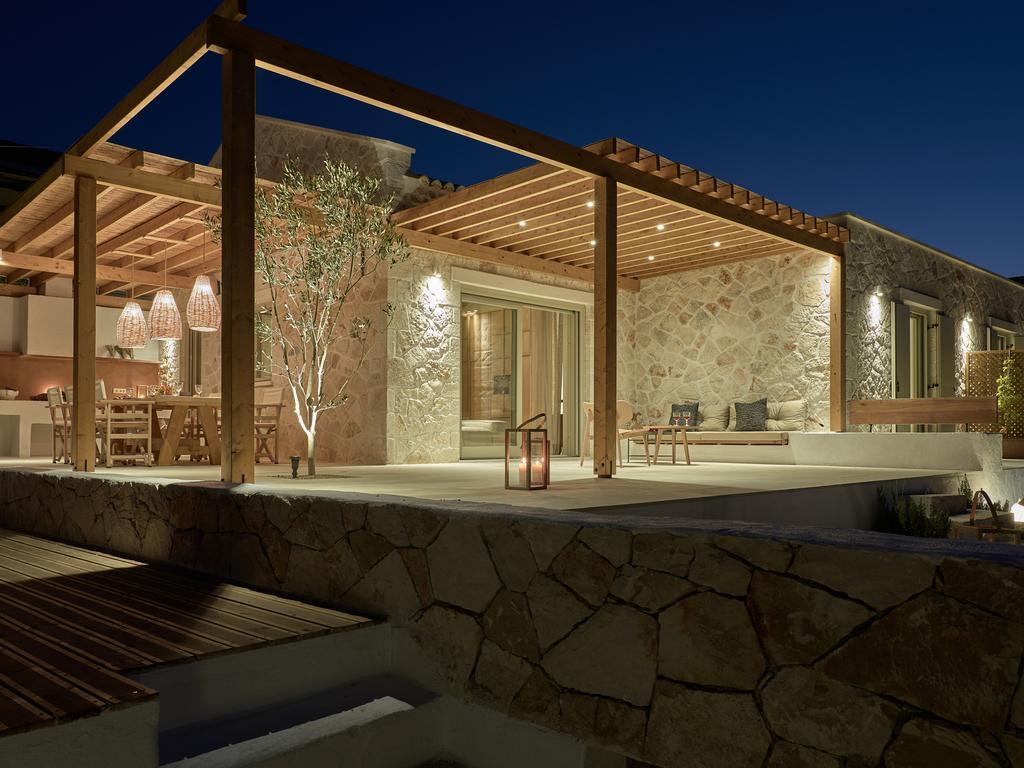 Niova Villa - Seafront, Private Pool And Ionian Sea Views, By Zantewize アリケス エクステリア 写真