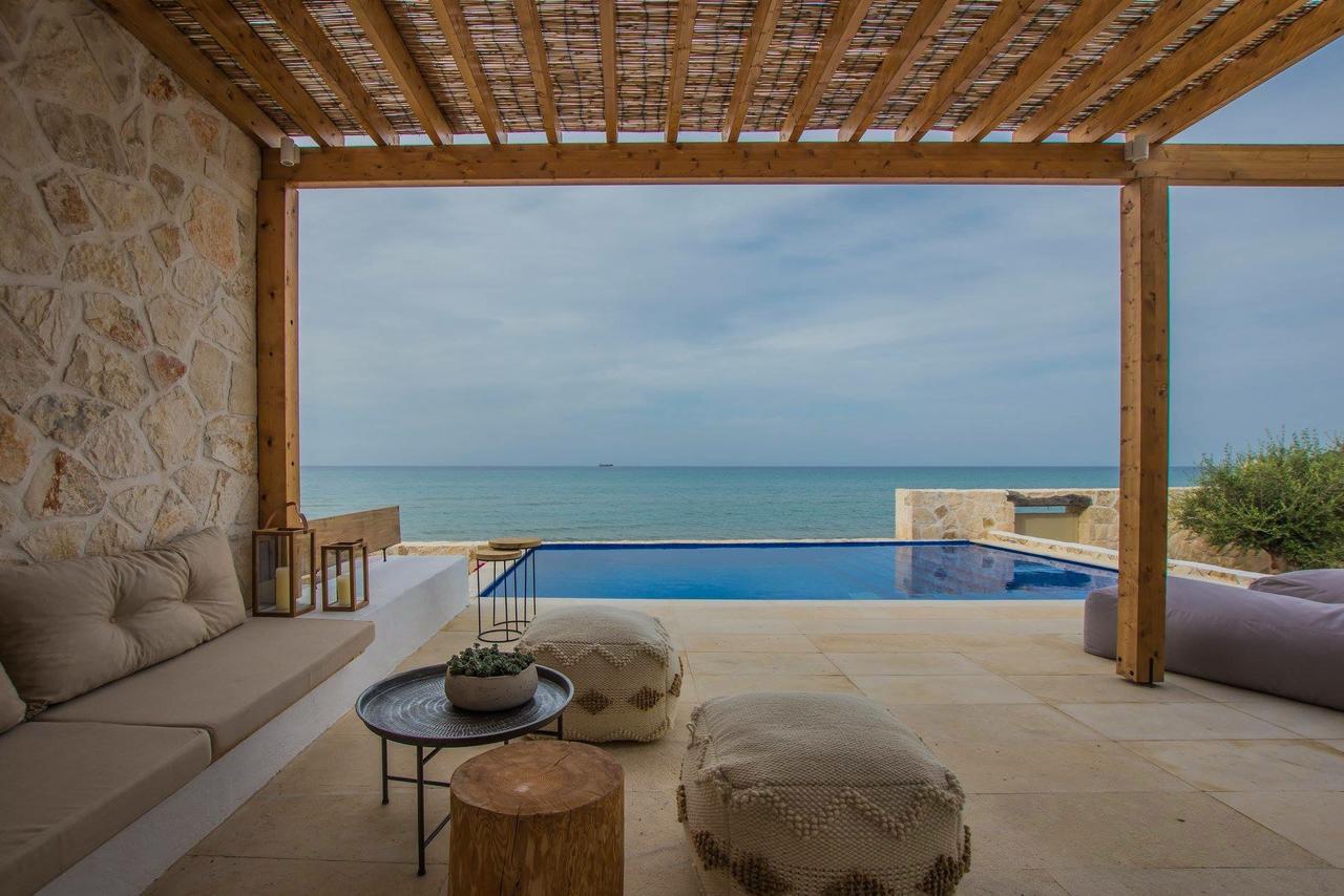 Niova Villa - Seafront, Private Pool And Ionian Sea Views, By Zantewize アリケス エクステリア 写真